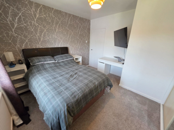 3 bed Semi-Detached for sale Image 12