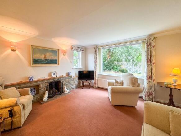 4 bed Detached for sale Image 7