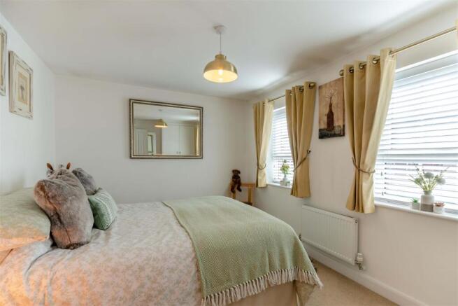 8690582-interior25.jpg