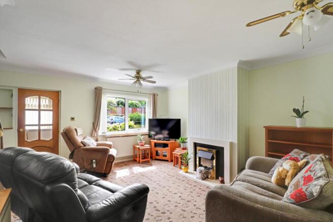 3 bed Semi-Detached for sale Image 7