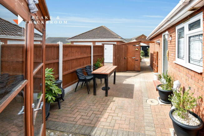 Bawdsey Close, Clacton-on-sea photo 5