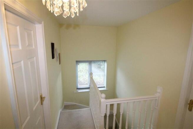 FIRST FLOOR LANDING