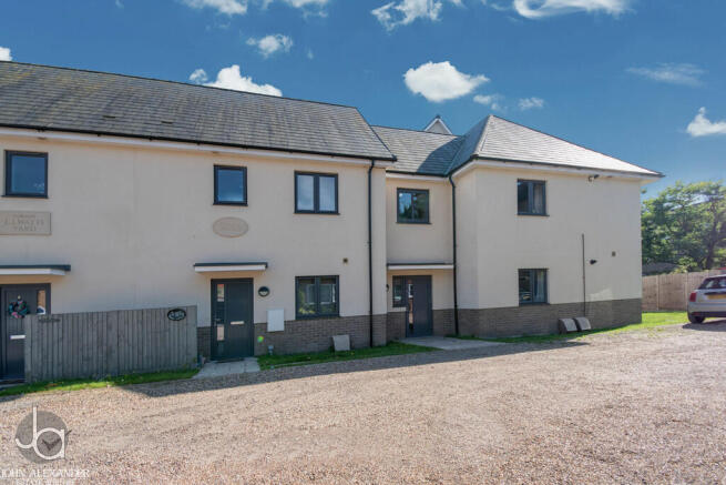 2-bed flat on Colchester,, £160,000