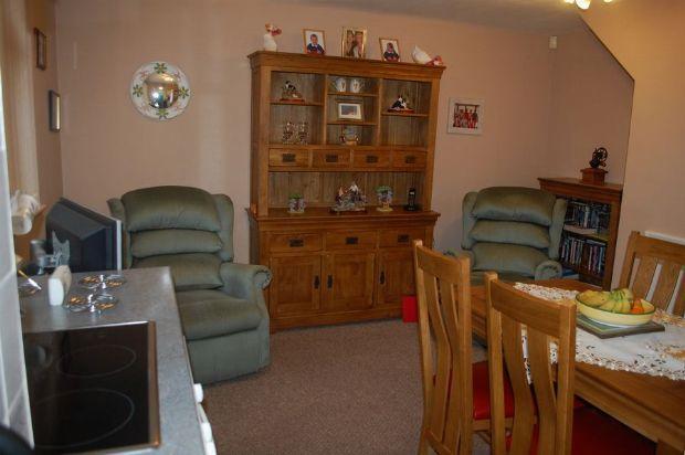 FAMILY/BREAKFAST AREA