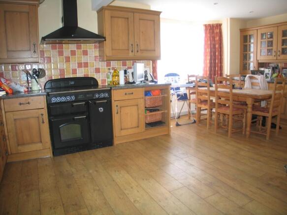 KITCHEN/DINER