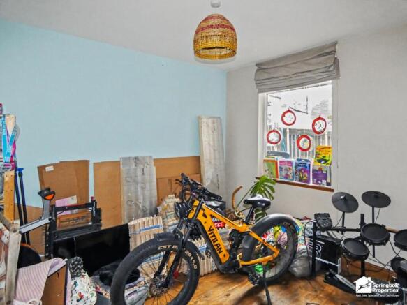 4 bed Terraced for sale Image 5