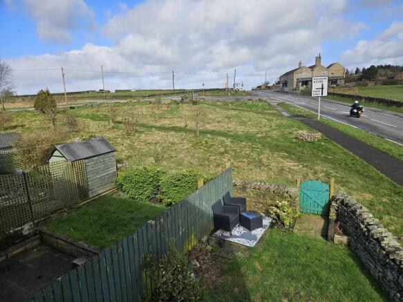 3 bed End of Terrace to rent Image 8