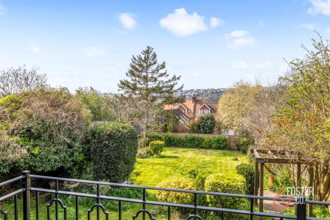 Surrenden Road, 49 (1)-016.JPG