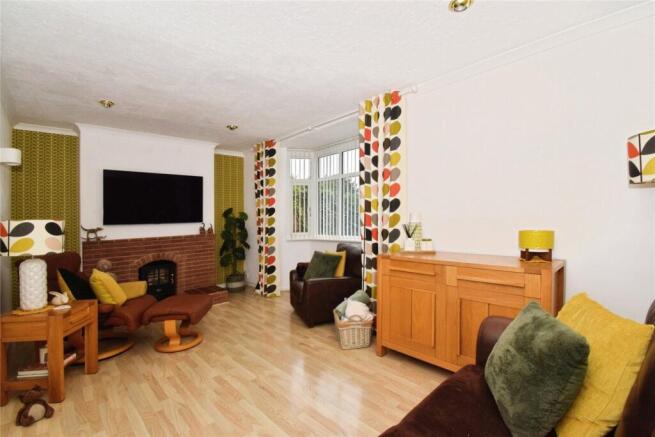 Owston Drive, Wigston, Leicestershire, LE18 photo 2