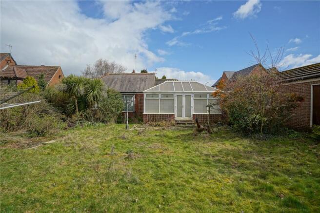 4 bed Bungalow for sale Image 10