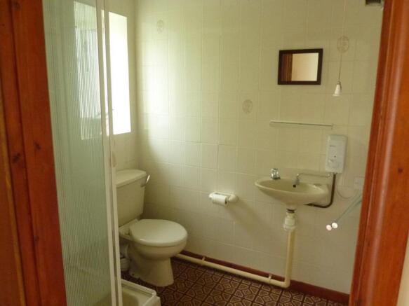 EN SUITE