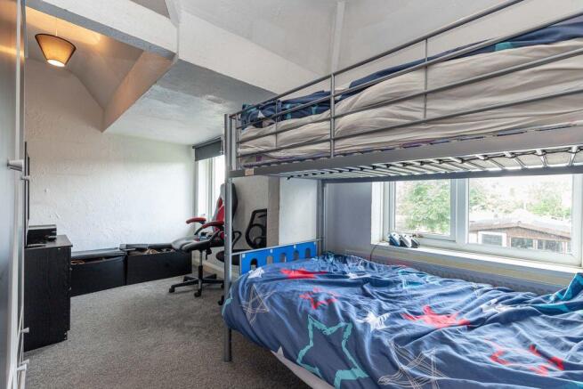 Bedroom 2 (Double)