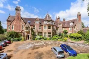 8, Grenehurst Park, Dorking RH5 5GA