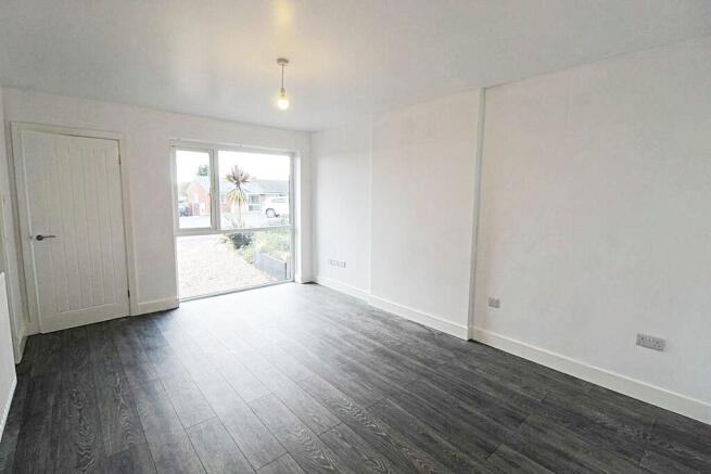 2 bed Bungalow for sale Image 6