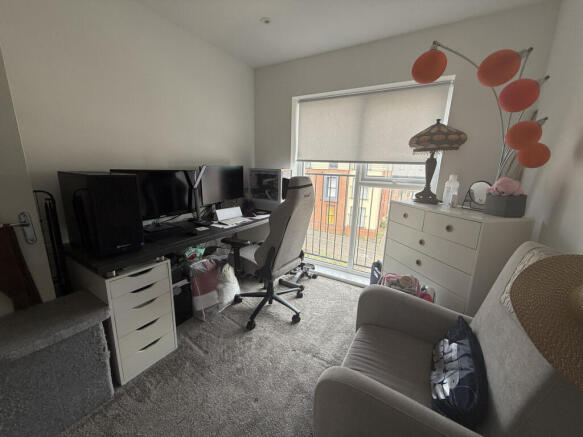 Photo 10