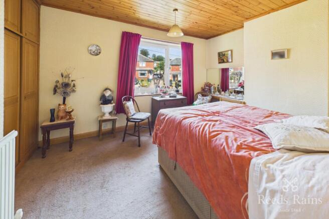 2 bed Semi-Detached for sale Image 12