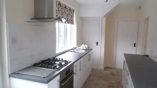 kitchen v2.JPG