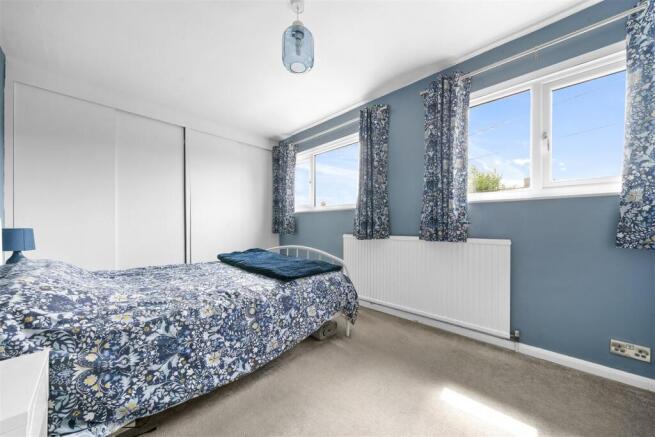 2 bed House for sale Image 12