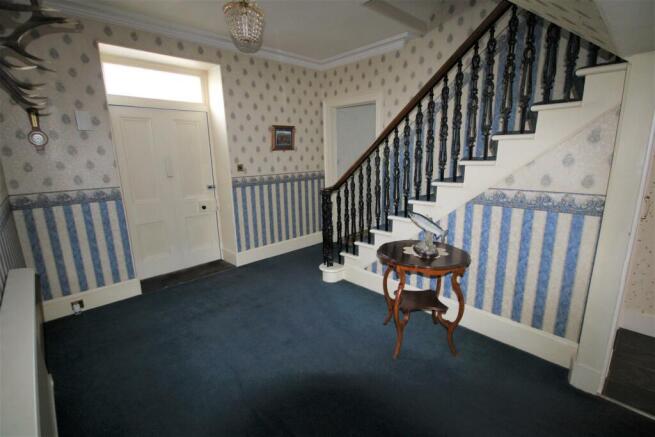 ENTRANCE HALLWAY