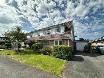 Pendre Gardens, Brecon, LD3