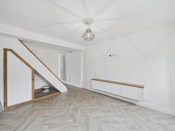 2 bed Terraced for sale Image 7
