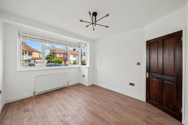 Livingroom1.jpg