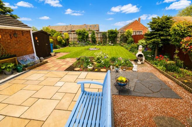 2 bed Semi-Detached for sale Image 6