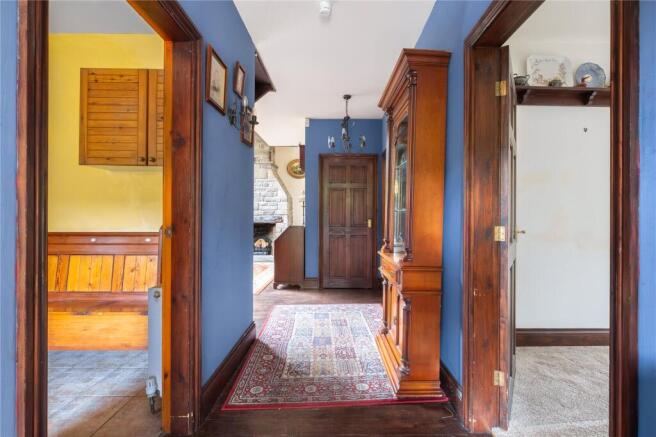 3 bed Detached for sale Image 8