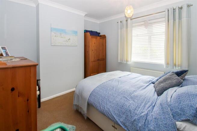 3 bed Semi-Detached for sale Image 8