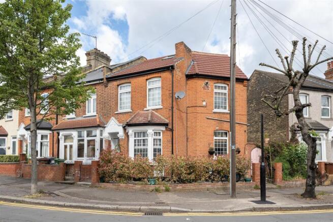 Hamilton Road, E17