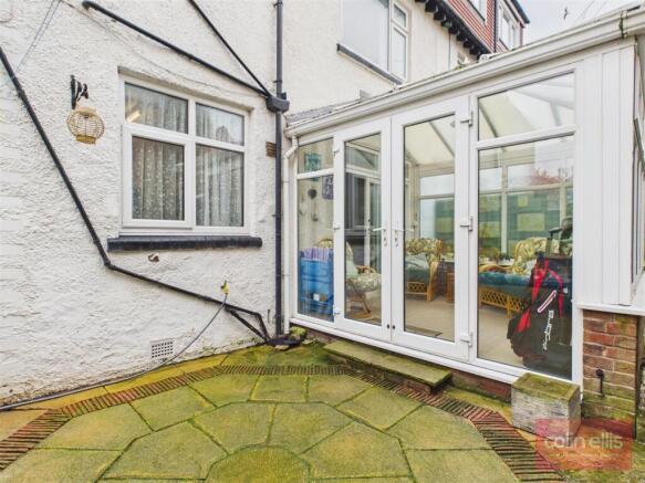 6 bed Semi-Detached for sale Image 12