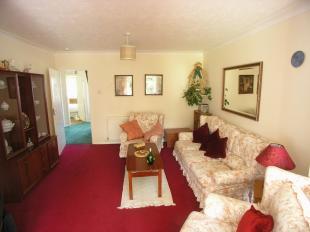 23ft living room