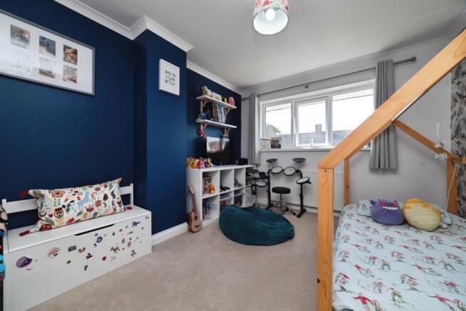 3 bed Terraced for sale Image 10