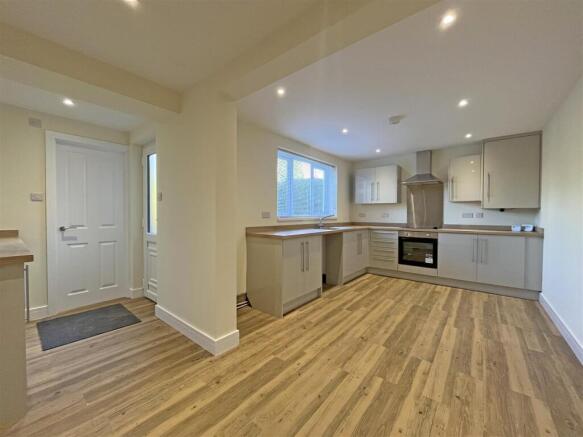 Kitchen Dining Area