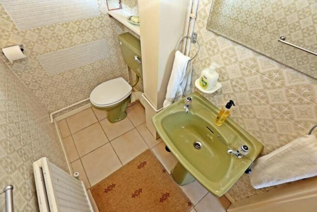 Downstairs cloakroom