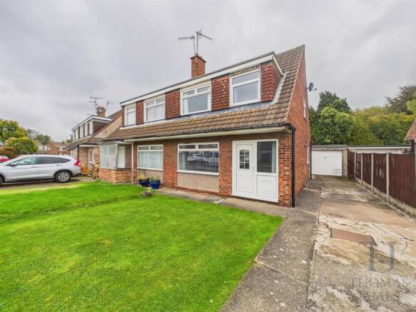 3-bed semi-detached on Churchill Drive, Ruddington, NG11, £310,000