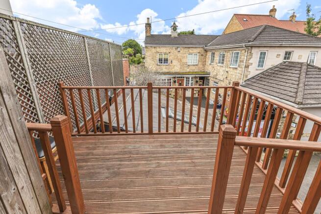 2 bed Flat for sale Image 7