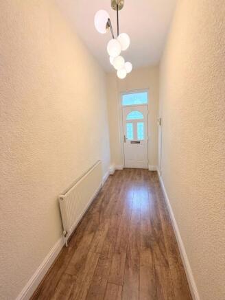 4 bed End of Terrace to rent Image 6
