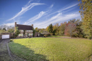 Great Bayhall House, Chalket Lane, Pembury, Tunbridge Wells TN2 4AA