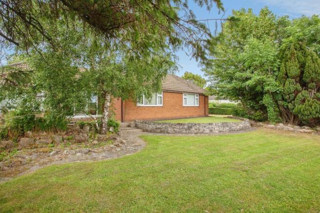 2 bed Detached Bungalow for sale Image 6