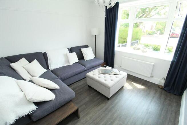 Lounge1.JPG