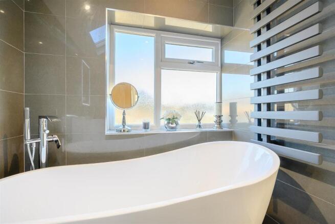 8489048-interior25.jpg