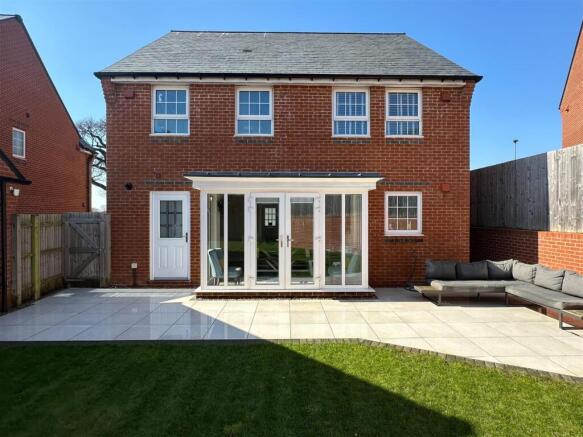 7 Salvadori Gdns - Rear.jpg