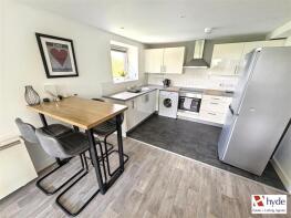 Flat 21, 1, Lakeside Rise, Manchester M9 8QB