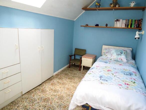 Photo 16