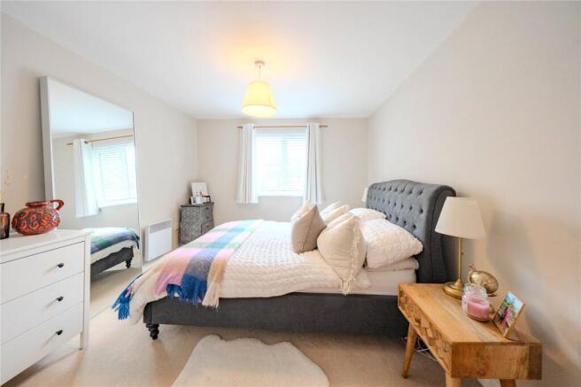 2 bed Apartment for sale Image 10