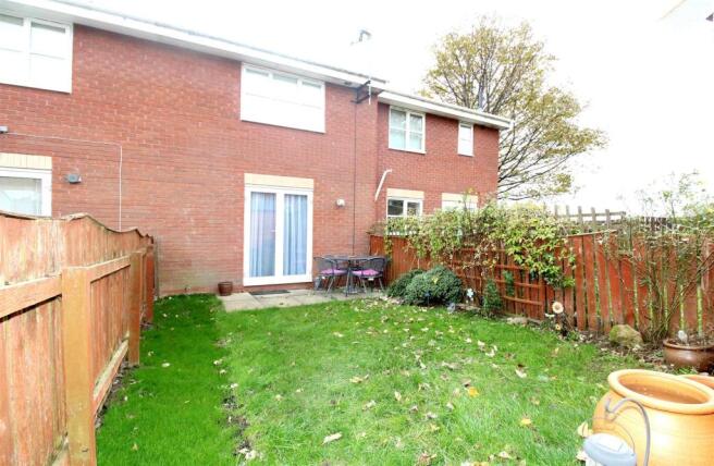 2015_Kestrel Close.j