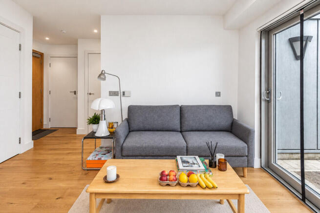 Living Area - Ang...