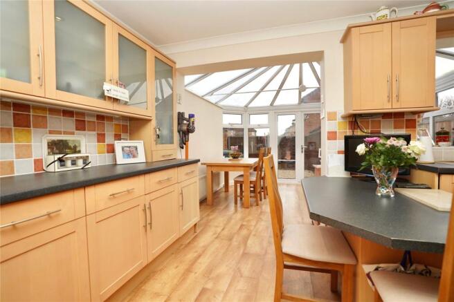 Kitchen/Dining