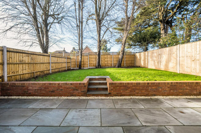 1398121-22-696a42...